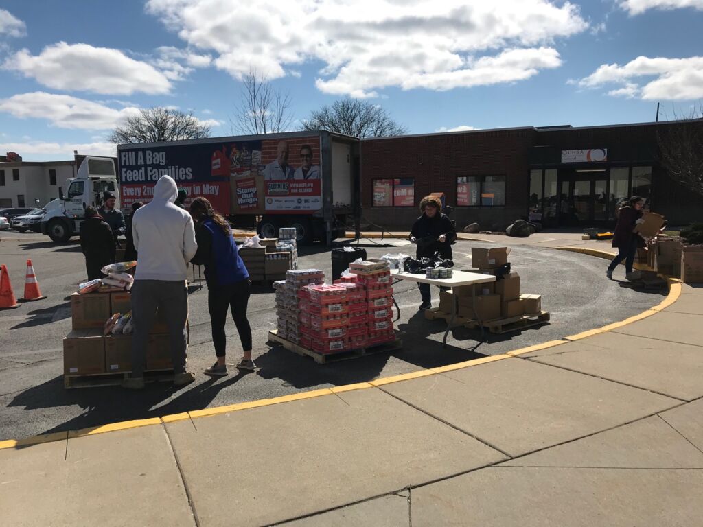 Food Distribution 2020 Serving our communities - food distribution